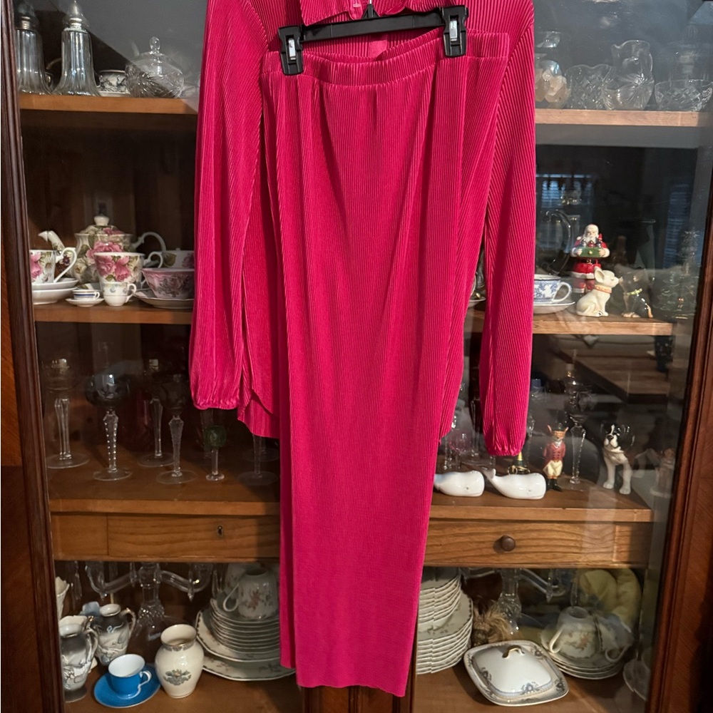 Ro & De Vibrant Pink Skirt Set